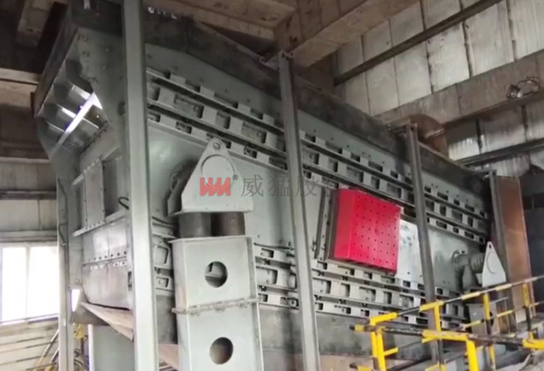 某鋼廠復(fù)頻篩-C使用現(xiàn)場(chǎng)